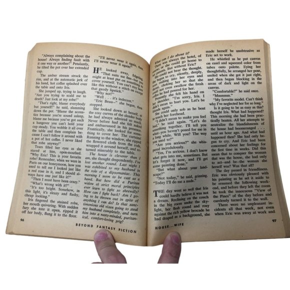 Vintage Beyond Fantasy Fiction Book- November 1953 Issue- Soft Cover - Picture 7 of 9